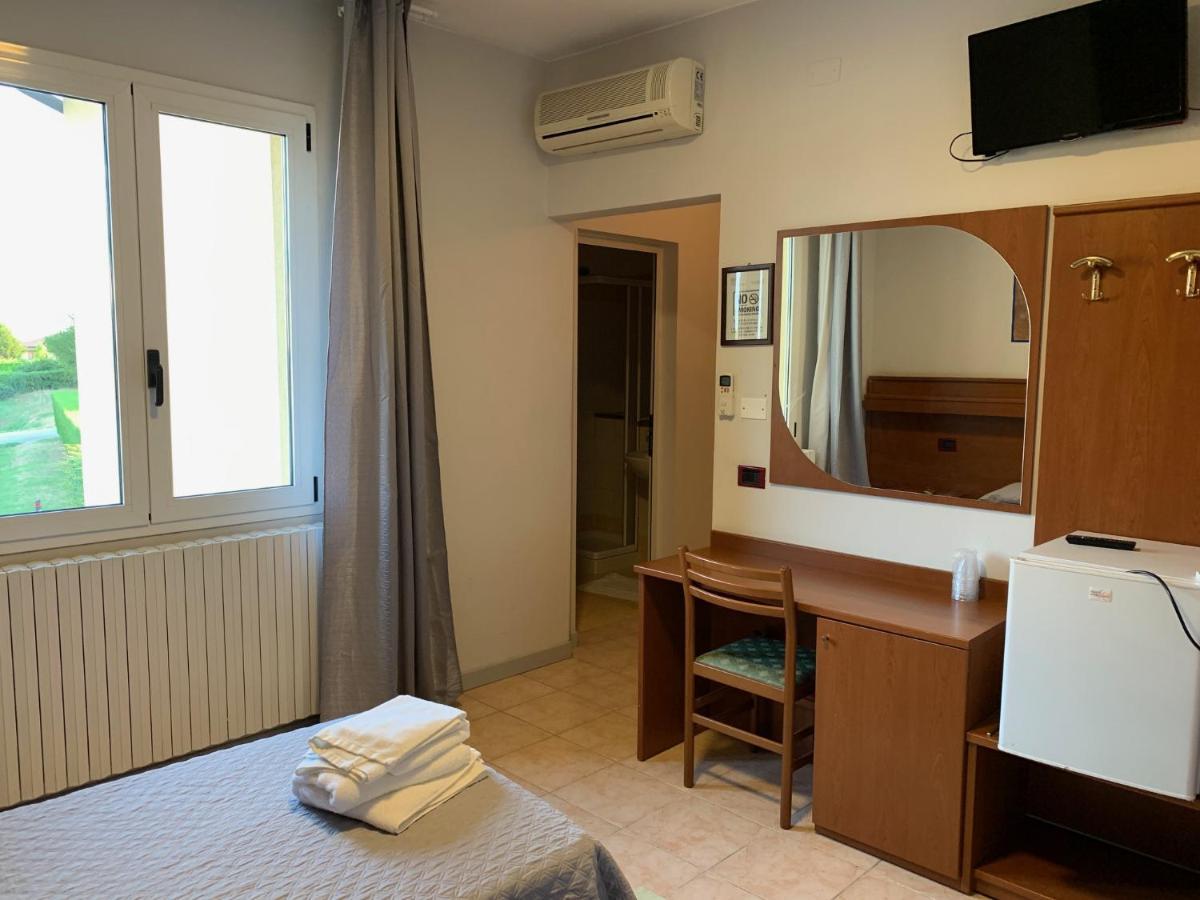 Hotel Regina Campolongo Maggiore Exterior photo