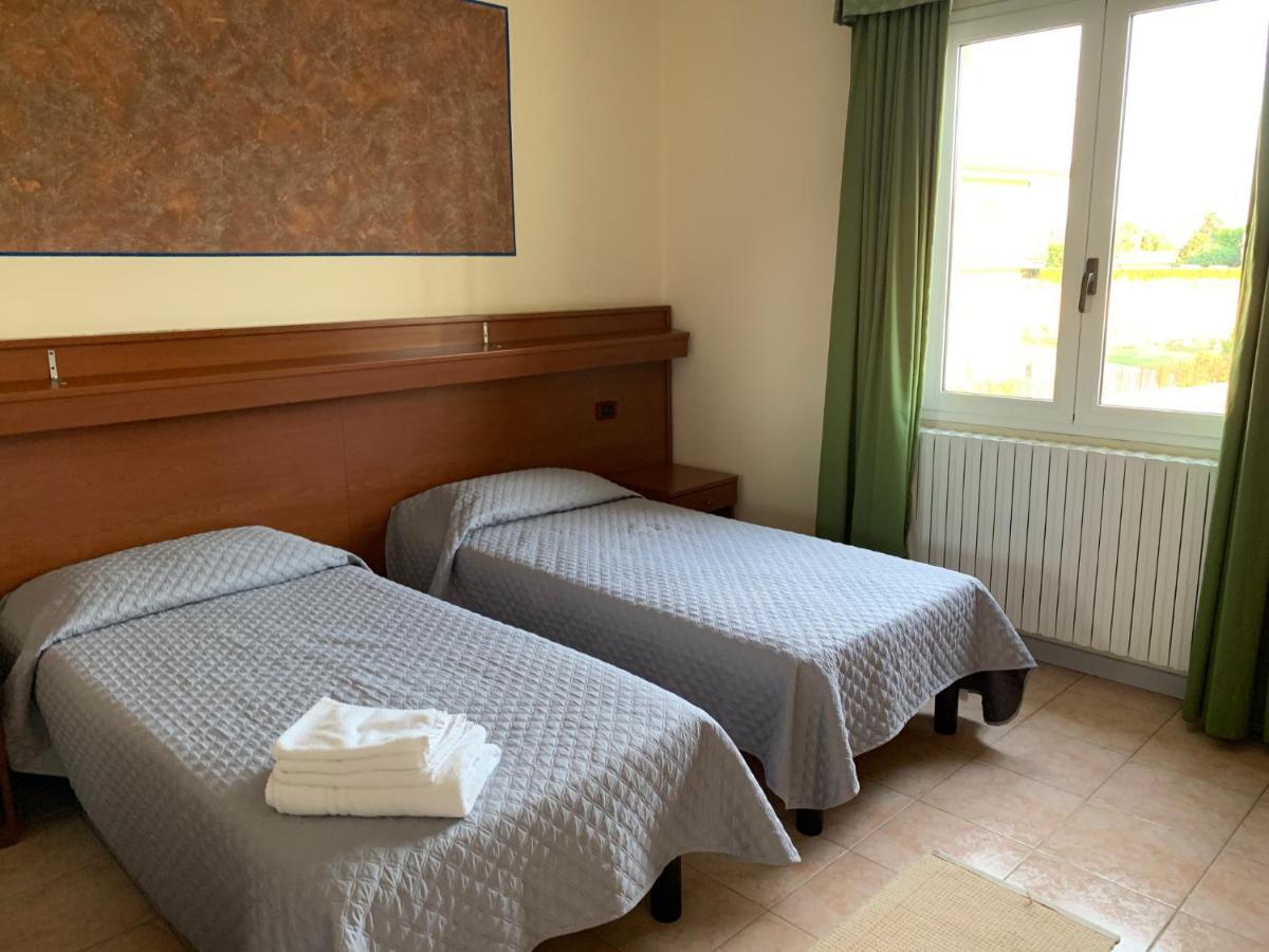 Hotel Regina Campolongo Maggiore Exterior photo